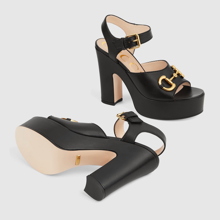 674776.BKO00.1000.006.100.0000.Light Womens platform sandal with Horsebit